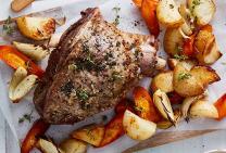 Thyme and garlic lamb leg roast
