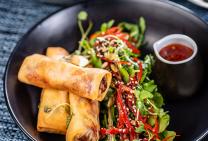 Spring rolls and sweet chilli dipping sauce